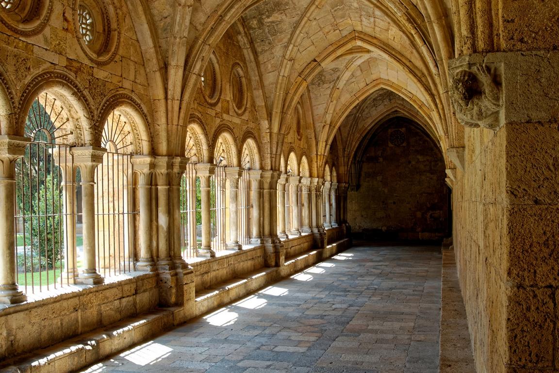 Alojamiento en monasterios