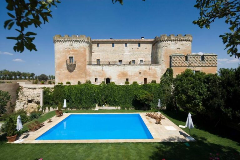 castillos para dormir en España